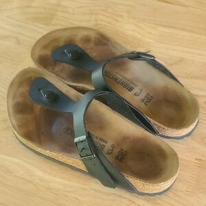 Birkenstock Black Gizeh Sandals